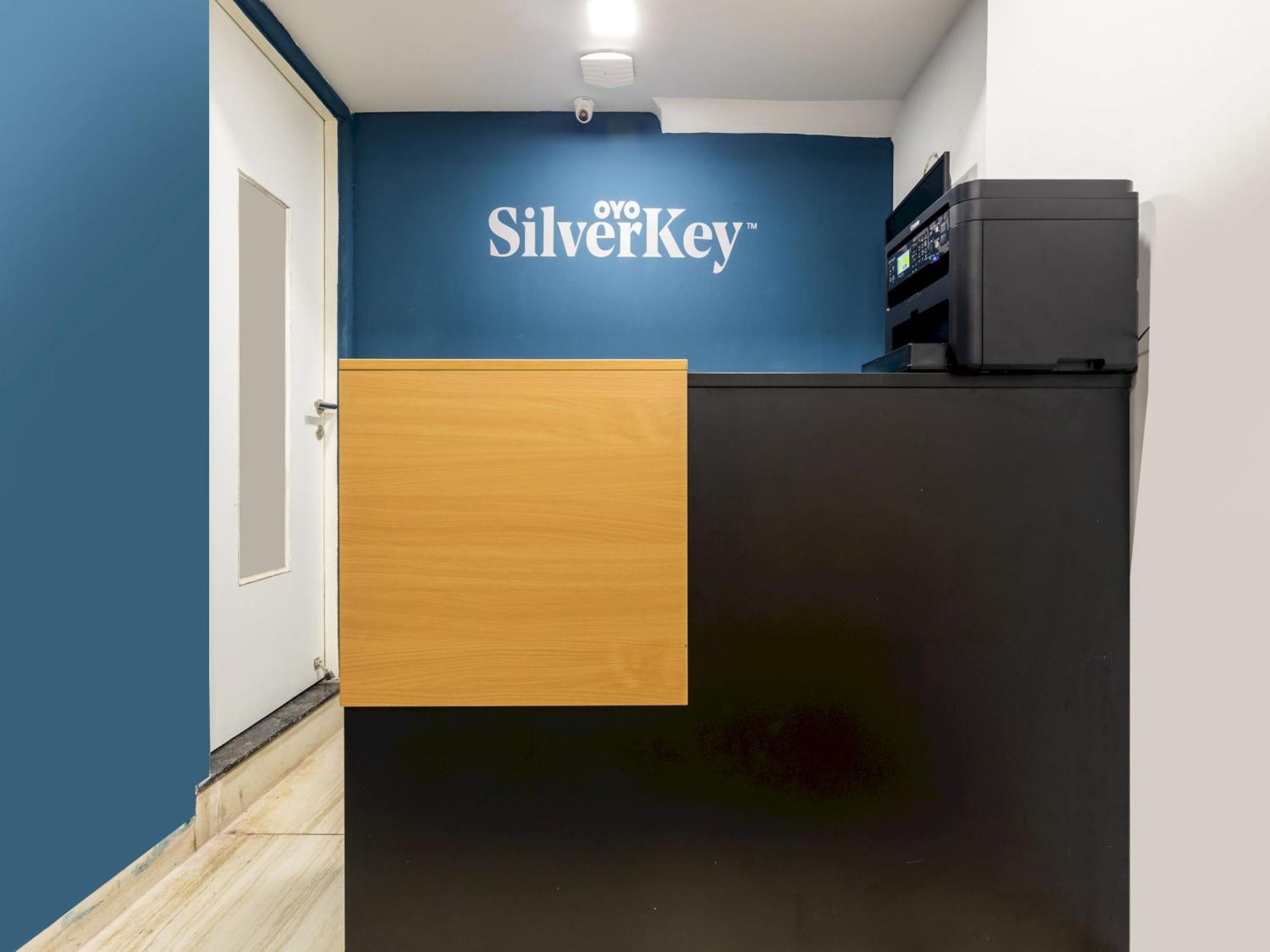 Silverkey Fusion Stays Indore Buitenkant foto