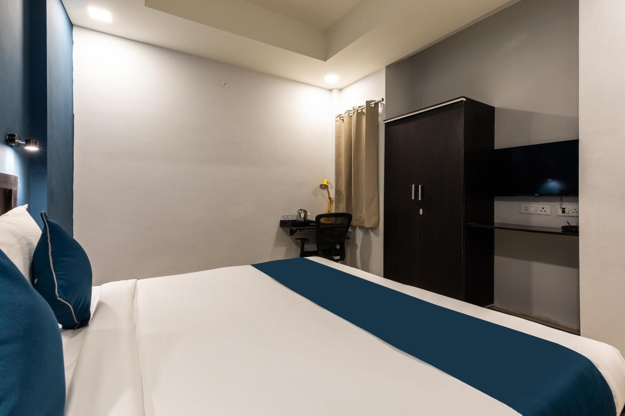 Silverkey Fusion Stays Indore Buitenkant foto